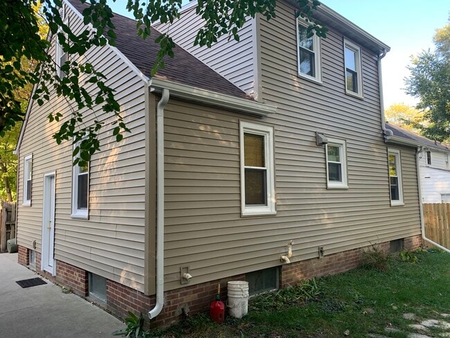 Photo - 2902 Wood Street