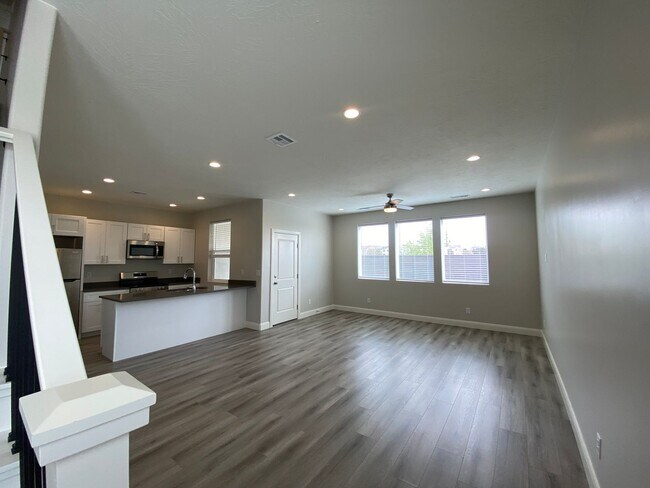 Photo - NEWER 4 BEDROOM SAND HOLLOW TOWNHOME FOR R...