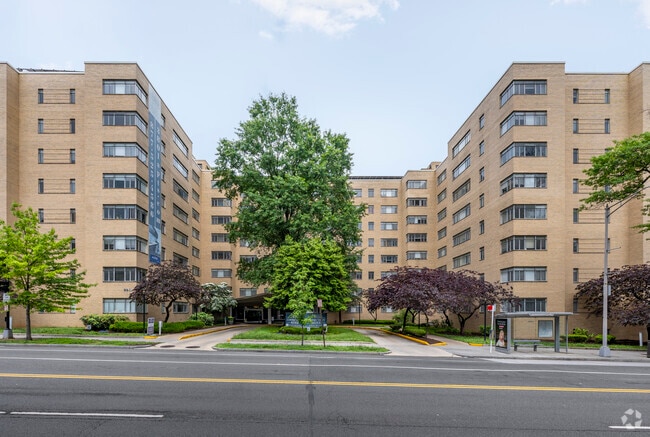 Building Photo - 3801 Connecticut Avenue Rental