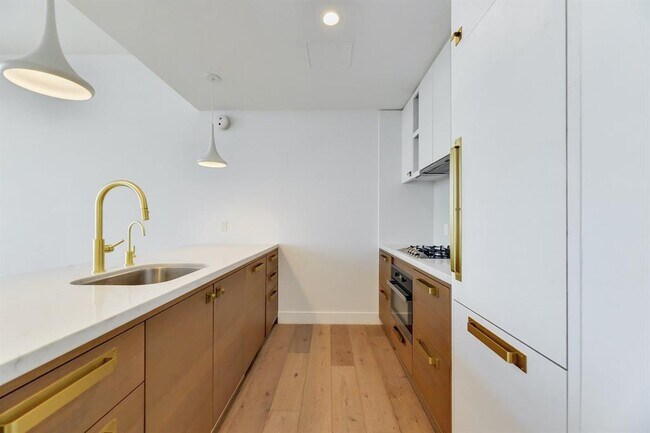 Photo - 70 Rainey St Unit 1205