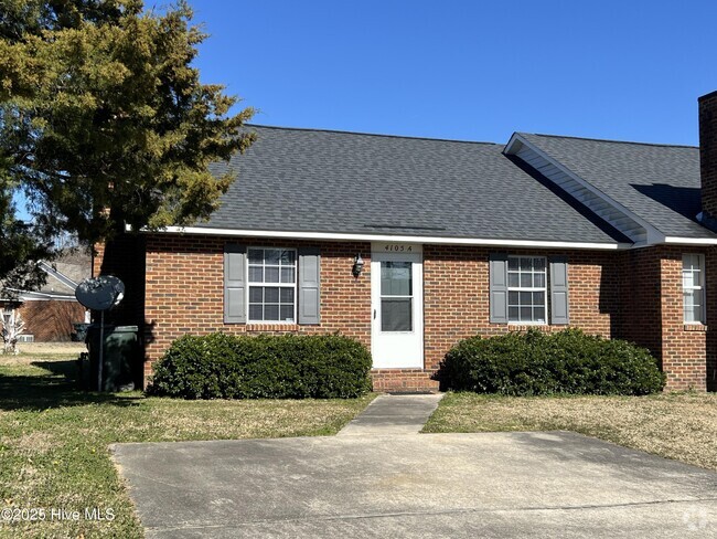 Building Photo - 4105 Bridge Ct Rental