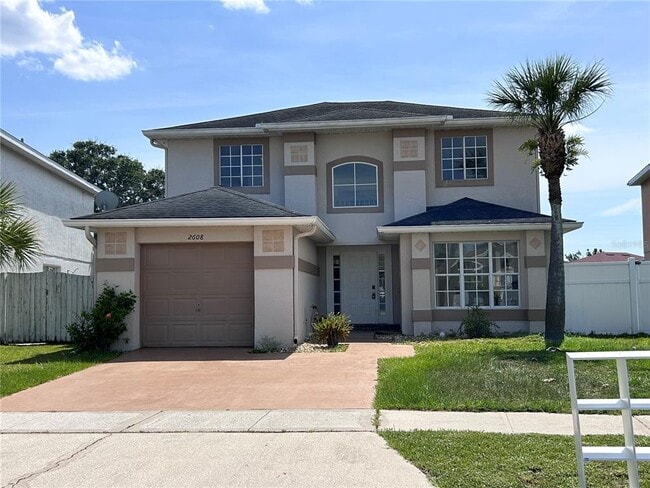 Building Photo - 2608 Spring Hill Dr