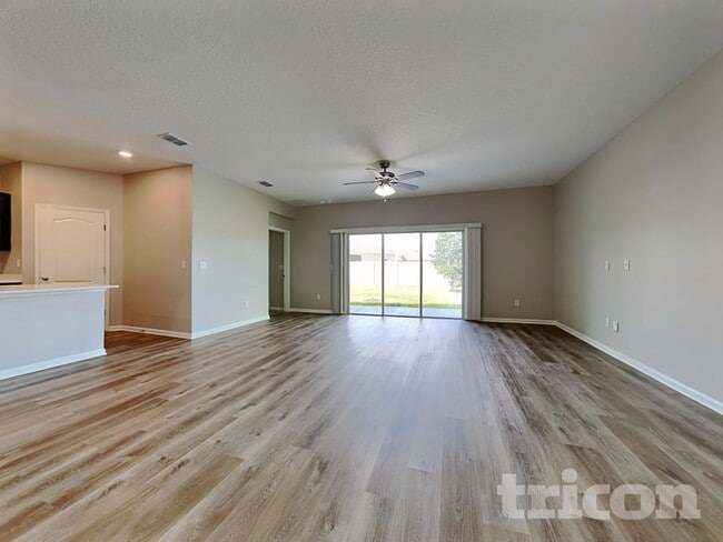 Photo - 154 Bloomfield Wy