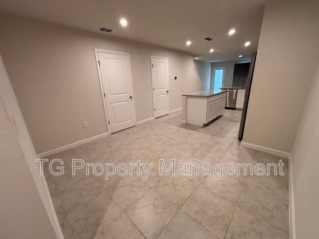 Photo - 2512 Sadler Trce Wy