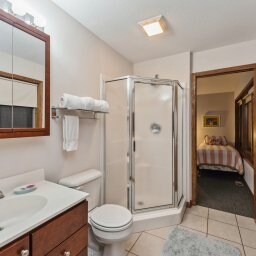 Photo - 640 Northbrook Dr