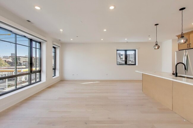 Photo - 1619 W Lawrence Ave Unidad 2