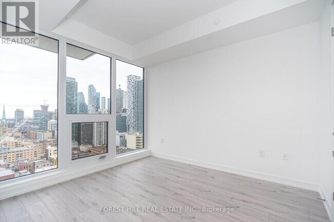 Photo - 77 Shuter St Unit 2303