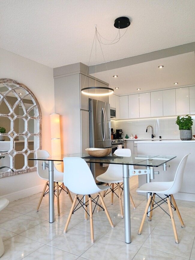 Photo - 1830 Embassy Dr Unit 309