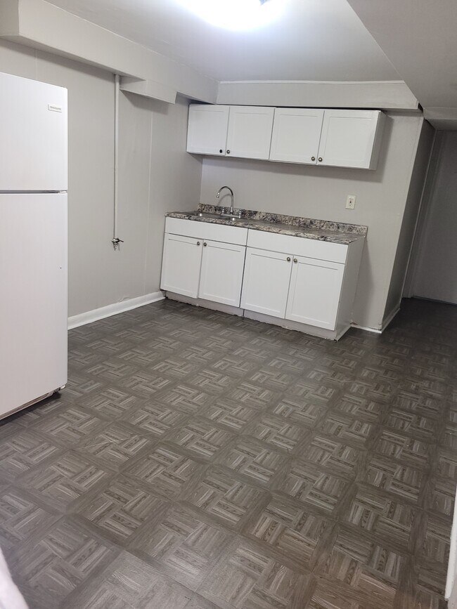 Photo - 2417 Tyler St