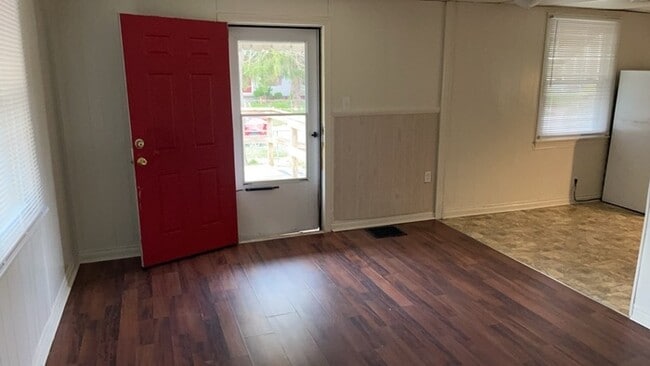 Photo - 1460 Kipling Dr