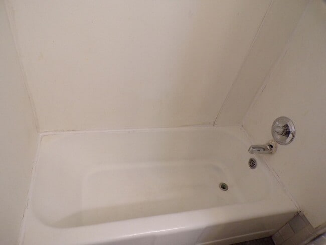 Photo - 2319 NW Bell Ave Unit 2319 NW Bell Ave