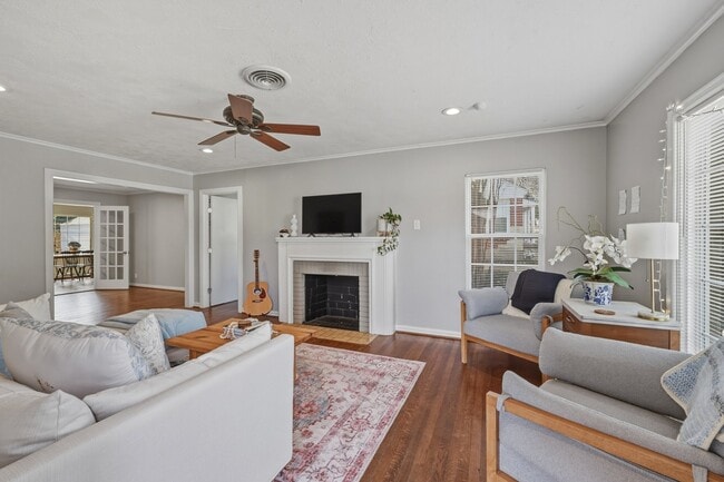 Photo - 3601 Rogers Ave