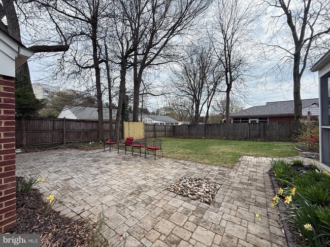 Photo - 9709 Saxony Rd