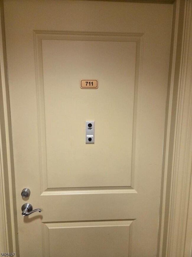 Photo - 48 S Park St Unit 711