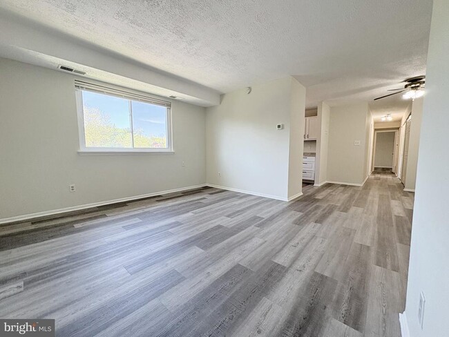 Photo - 11905 Tarragon Rd Unit I