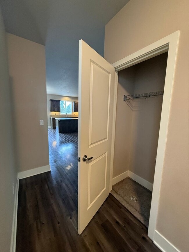 Photo - Beautiful 3 Bed/2.5 Bath Townhome in Great Location - Vail Lane