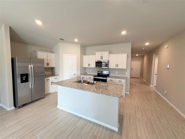 Photo - 533 Crestridge Dr N