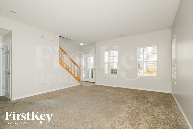 Photo - 1012 Glengarry Dr