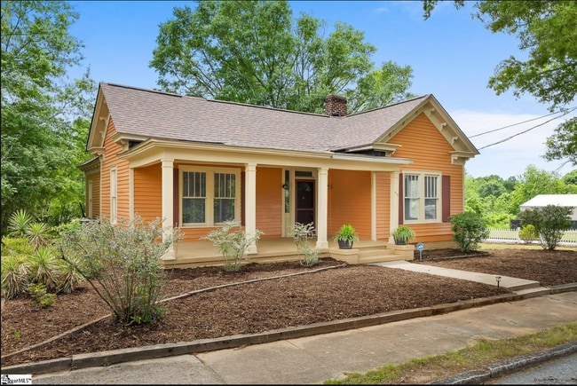 Building Photo - 413 W Market St