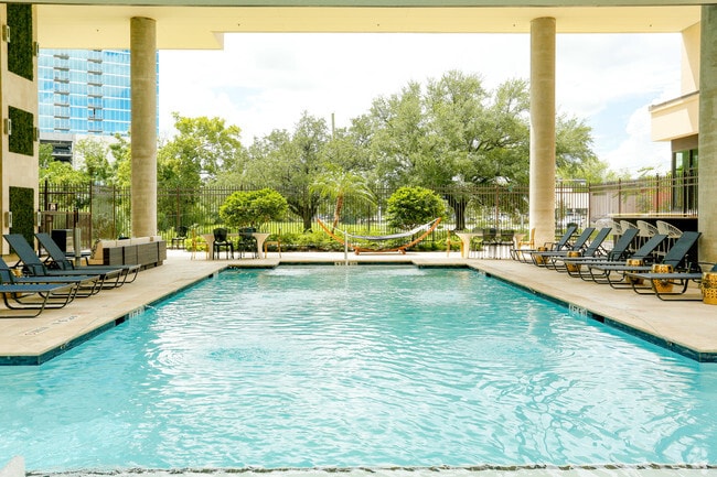 5755 Hermann Park - Vistas al parque + Asientos tipo lounge - 5755 Hermann Park