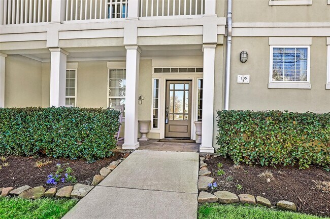 Photo - 135 Low Country Ln