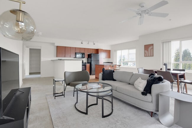 Photo - 10410 NE 2nd St Unidad FL5-ID3057A