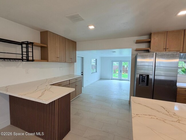 205 Melaleuca Dr