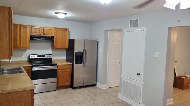 Photo - 3673 Martinique Ave Unit A
