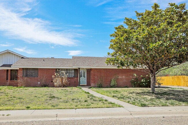 Photo - Spacious Canyon Home