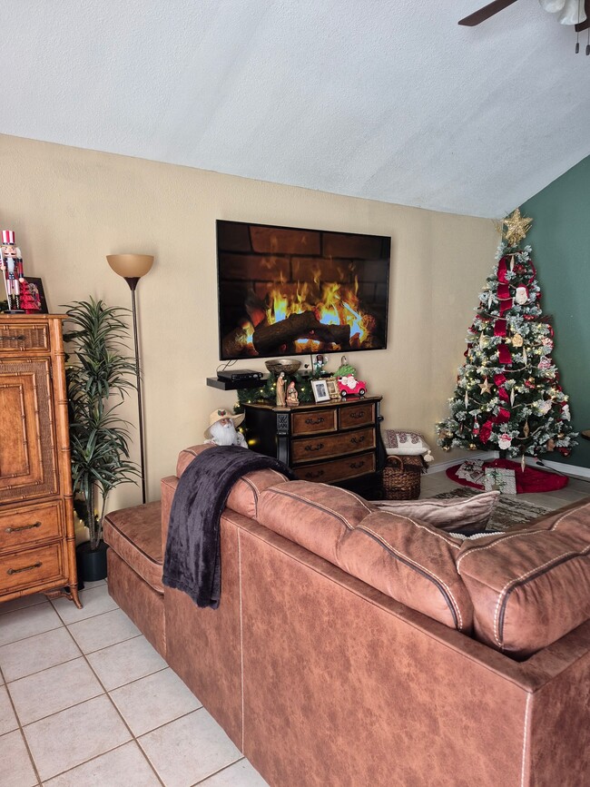 Photo - 2102 N Pearland Ave