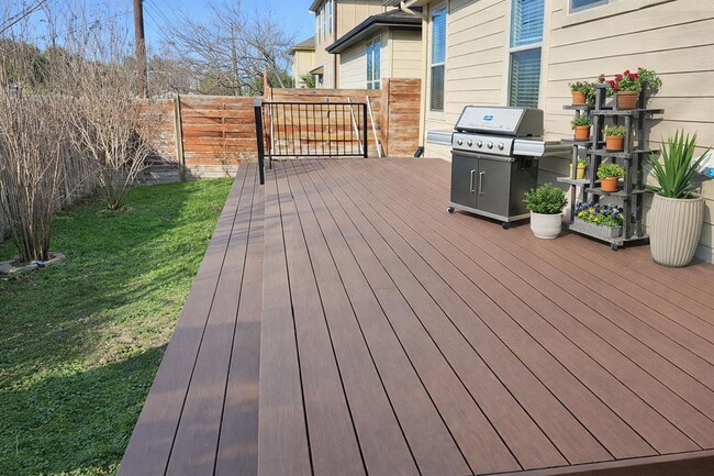 Photo - 2001 Faro Dr