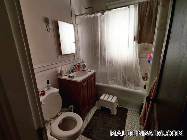 Photo - 88 Maple St Unidad 3