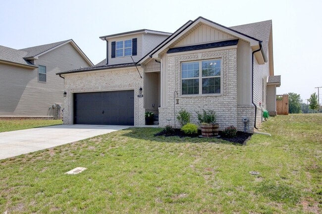Photo - 715 Jodine Ann Dr
