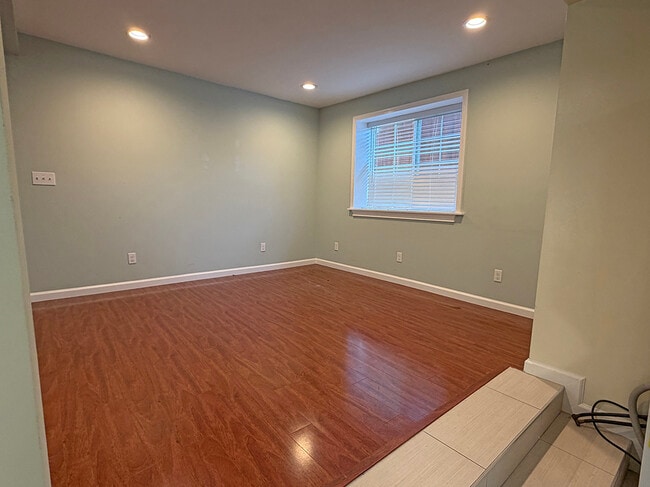 2539 Grande Vista Ave Unidad 2
