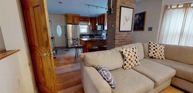 Photo - 17 Holman St Unit 1