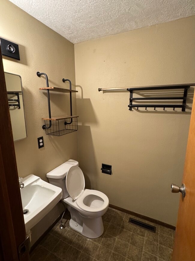 Photo - 2809 E Pearl St Unit 2809