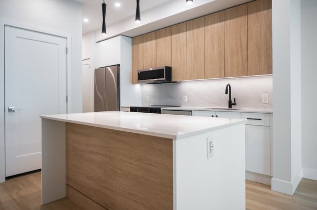 Photo - 34395 Gladys Ave