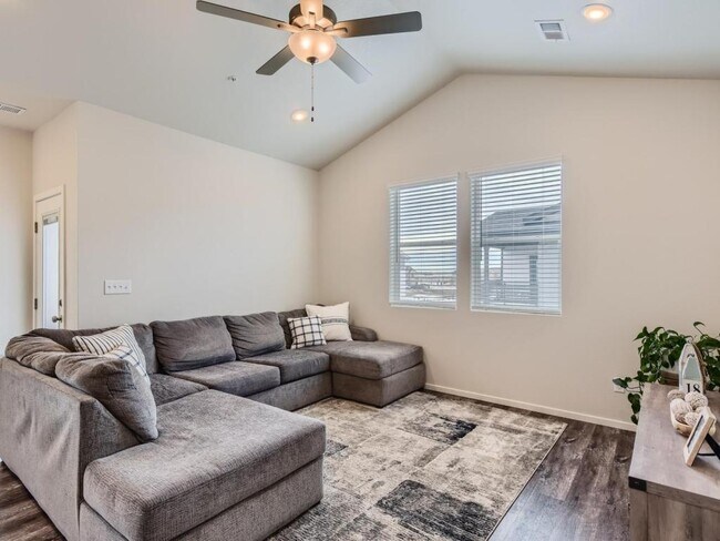 Photo - 2290 Setting Sun Dr Unit 1