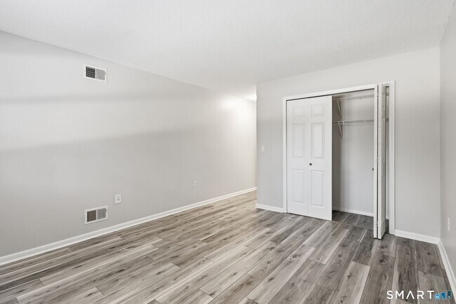 Photo - 808 Twin Circle Dr Unidad 808