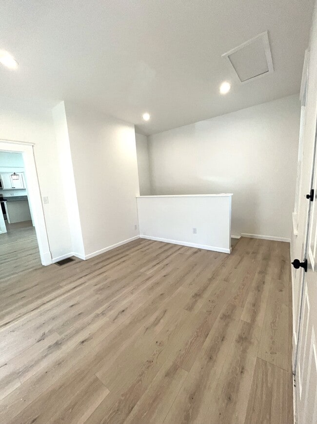 Photo - 5902 Nashville Ave