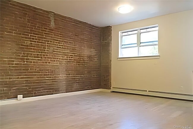 Photo - 28-06 35th Ave Unidad 1