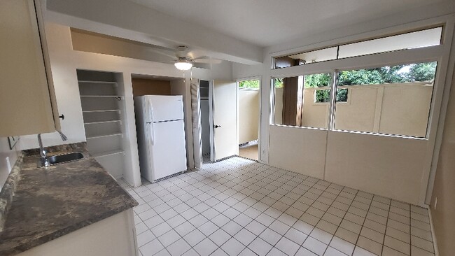 Building Photo - 77-116-116 La'aloa Ave Rental