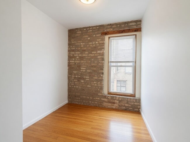 Photo - 1228 N Cleaver St Unit 2M
