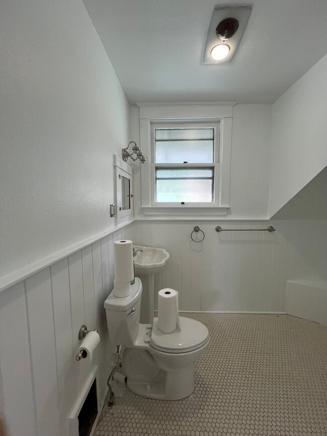 Photo - 1402 SE 32nd Ave