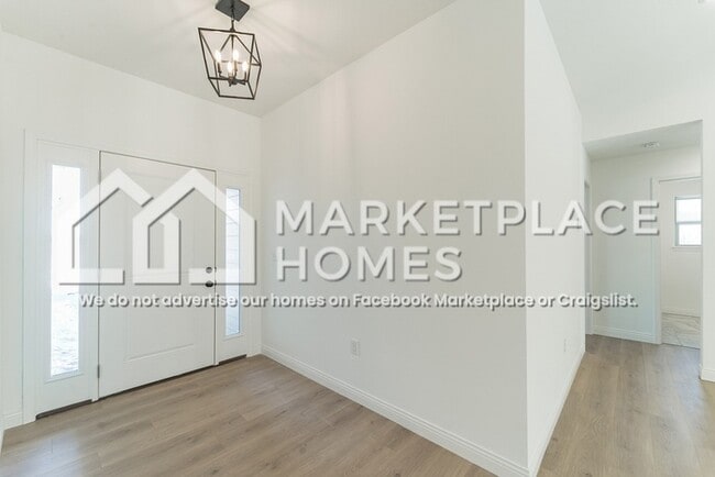 Photo - 2520 Lawton Dr