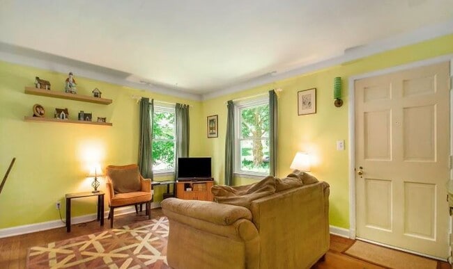 Photo - 1015 Arborview Blvd