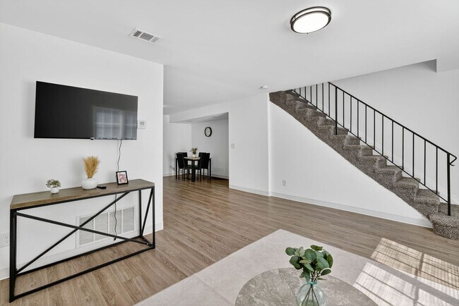 Photo - 5271 W Fayetteville Rd Unidad SI FL2-ID1613347P