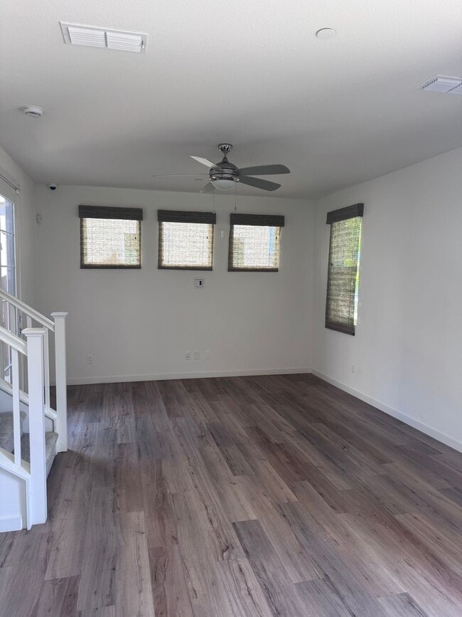 Photo - 3 BR/2.5BA | Newly Renovated Single Family Home | 1-Car Garage |Near Franklin Blvd!