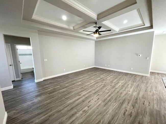 Photo - Beautiful 3 Bedroom 2 Bathroom Home!