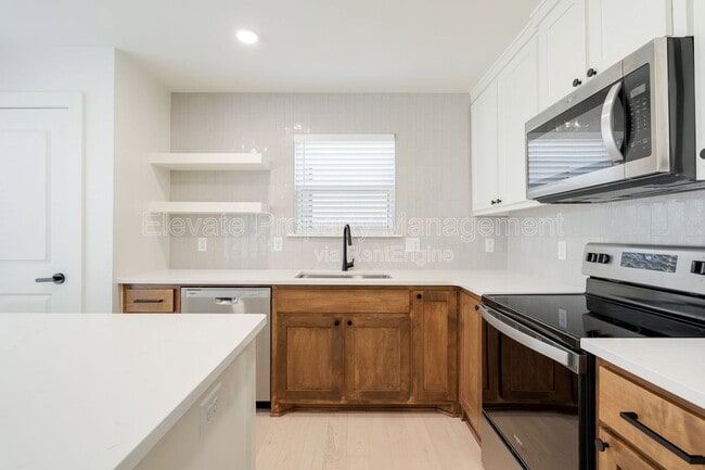Photo - 1614 NW 17th St Unit 8